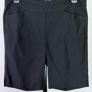 Hillary Radley Elegant Black Rayon Blend Trouser Shorts. Excellent Condition